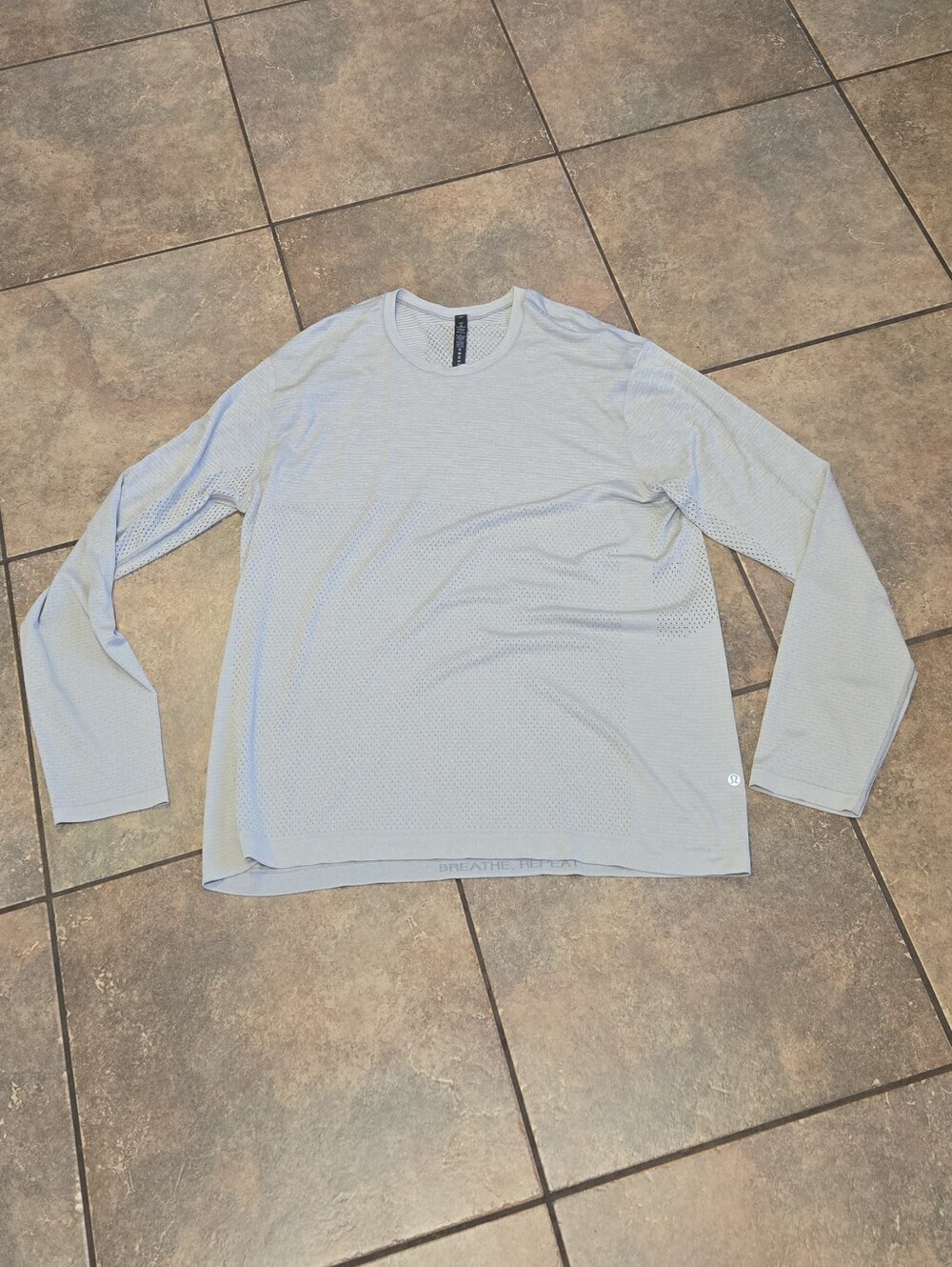 Lululemon Metal Vent Tech Long Sleeve Shirt Gray Men's XXL